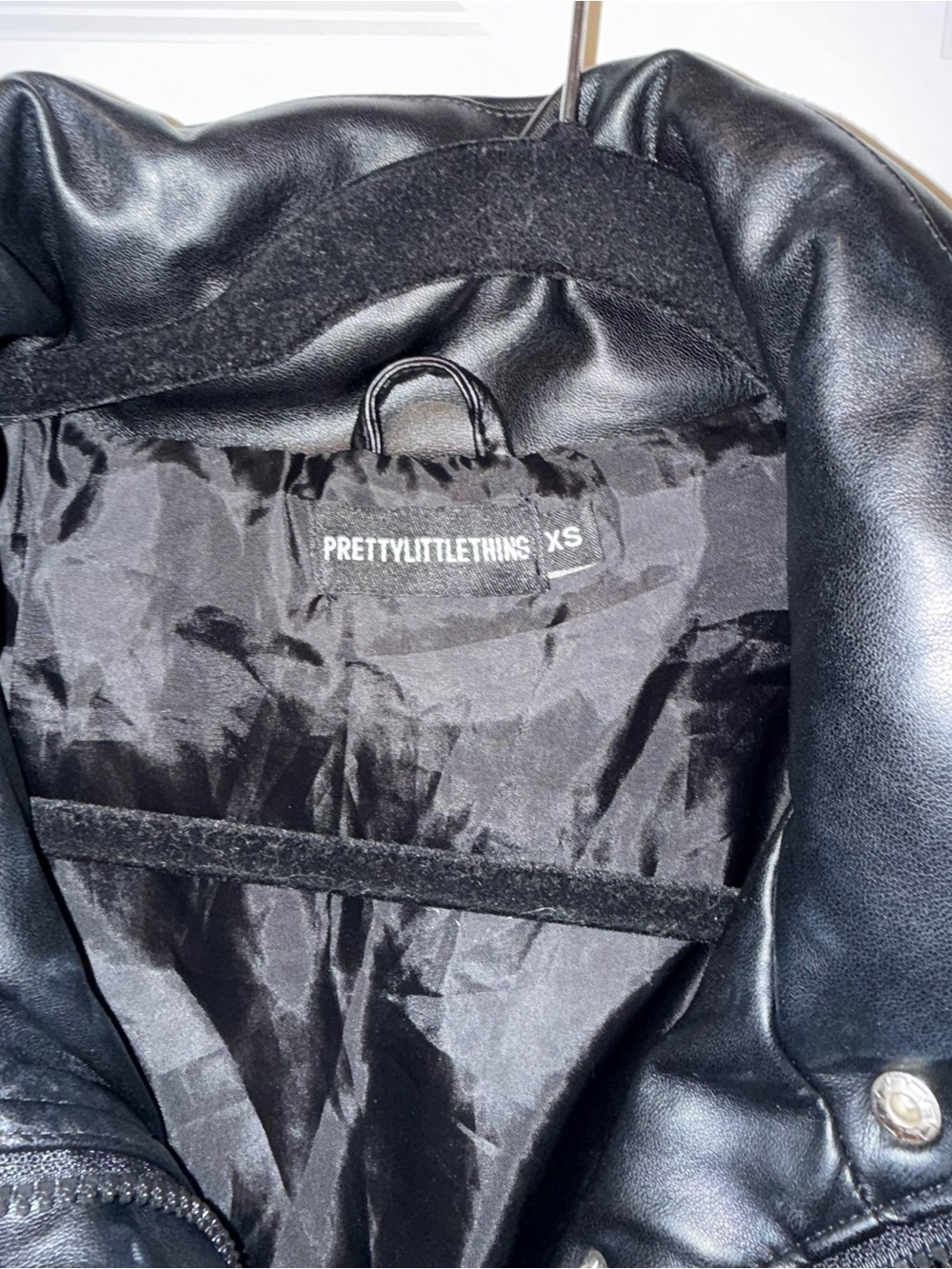 PrettyLittleThing Black Faux Leather Puffer Jacket - Picture 3 of 4